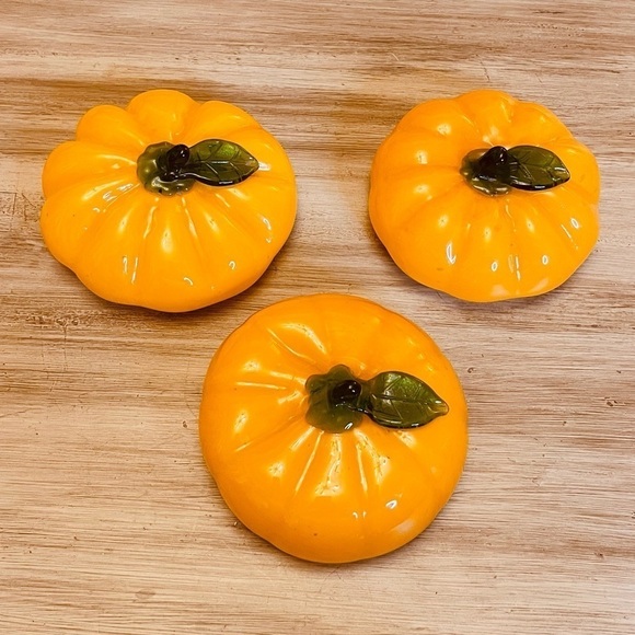 3 Orange 2” x 5” Art Glass Pumpkins Autumn Fall Decor Thanksgiving Paperweight - Picture 2 of 6